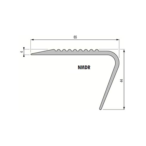 NMDR Focinho de degrau em PVC estriado